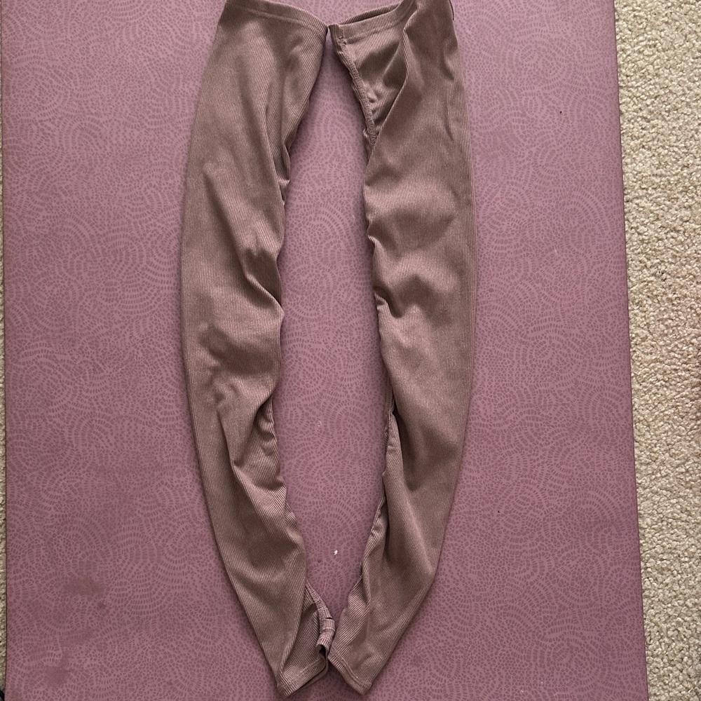 Alo Yoga Goddess Leg Warmers, Smokey Quartz Heather, XS/S